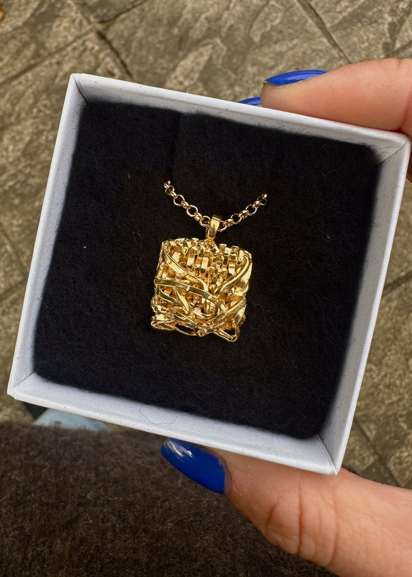 Ravel Pendant (18ct Gold Plate) 1/1